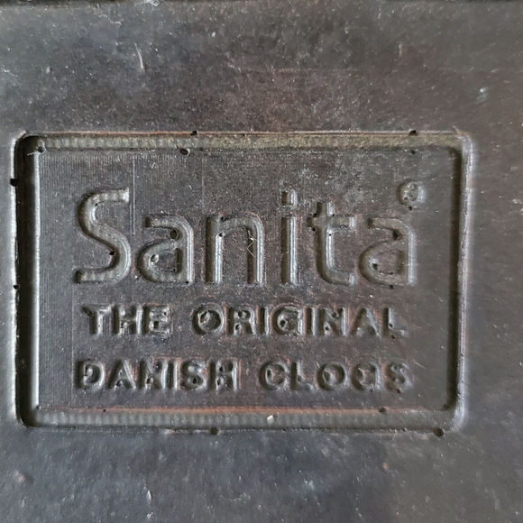 Clogs - Picture 4 of 4